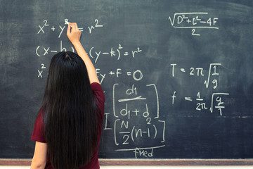 How to Improve Accuracy in JEE Mathematics