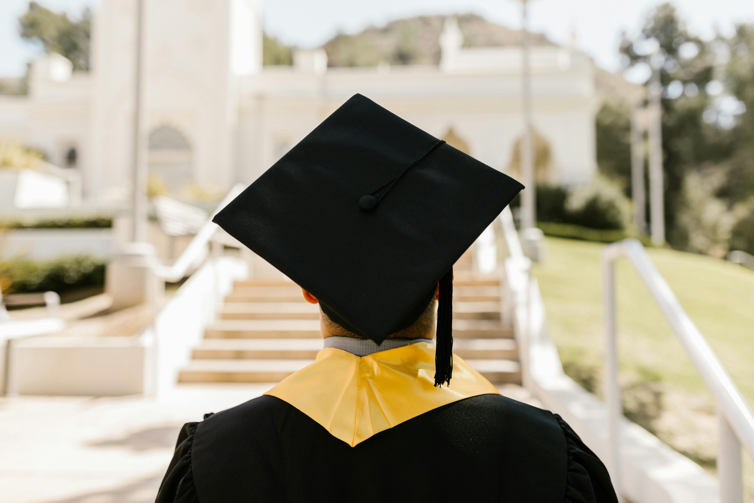 Government Scholarship Opportunities for Students in India 2025 – Students receiving scholarship support for education